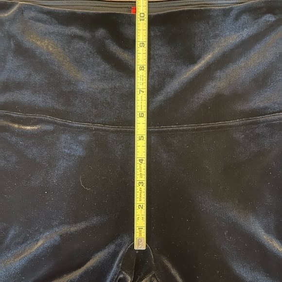 Spanx black velvet leggings - Picture 4 of 6